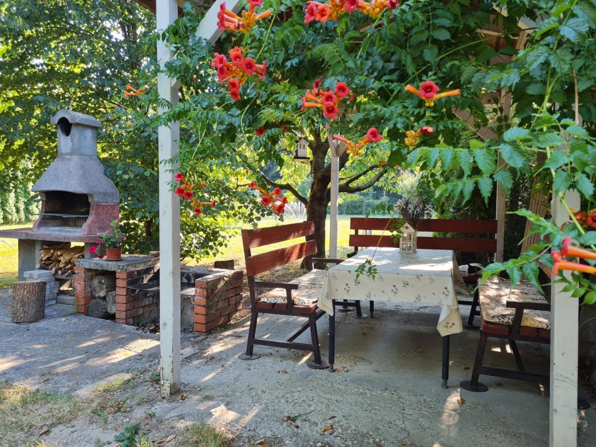 Fertodi Kuria Vendeghaz Otel Dış mekan fotoğraf