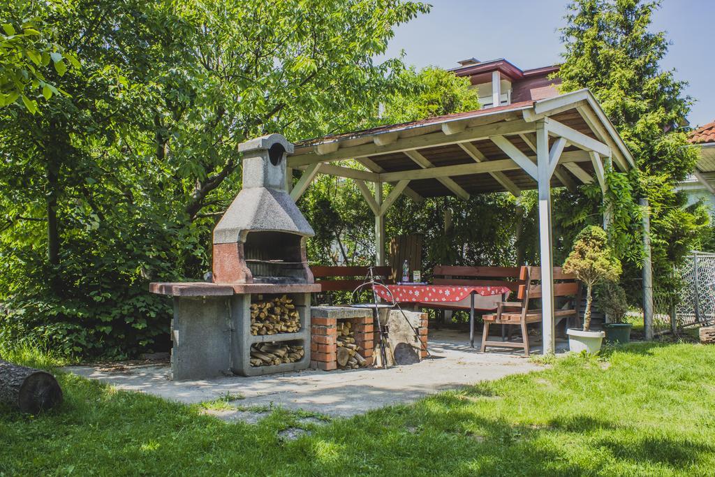 Fertodi Kuria Vendeghaz Otel Dış mekan fotoğraf