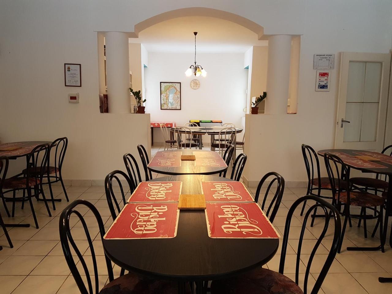 Fertodi Kuria Vendeghaz Otel Dış mekan fotoğraf