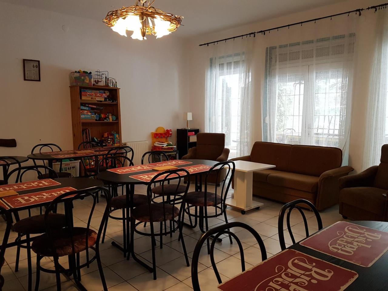 Fertodi Kuria Vendeghaz Otel Dış mekan fotoğraf