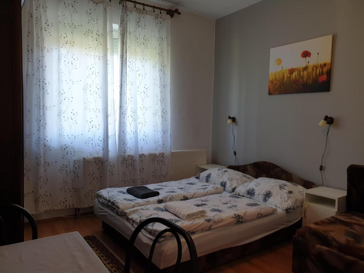 Fertodi Kuria Vendeghaz Otel Dış mekan fotoğraf